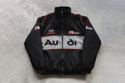 „Audi Racing“ striukė – automobilių sporto įkvėptas F1 stilius