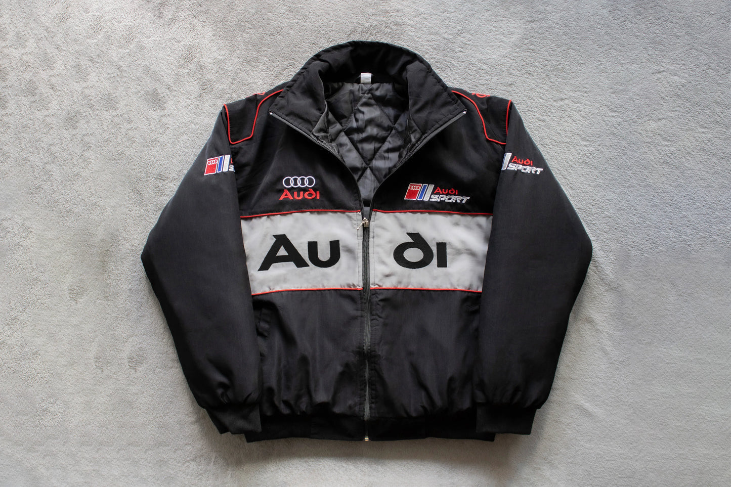 „Audi Racing“ striukė – automobilių sporto įkvėptas F1 stilius